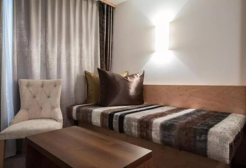 Fotos del hotel Albona:  14