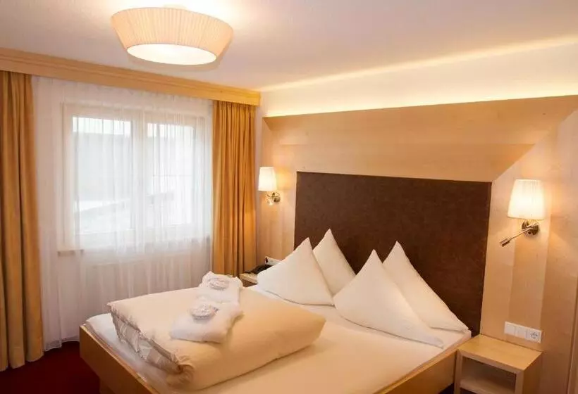 Fotos del hotel Albona:  10