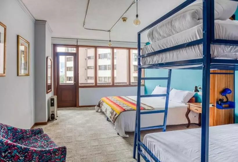 Fotos del hotel Selina Shared Quito:  17