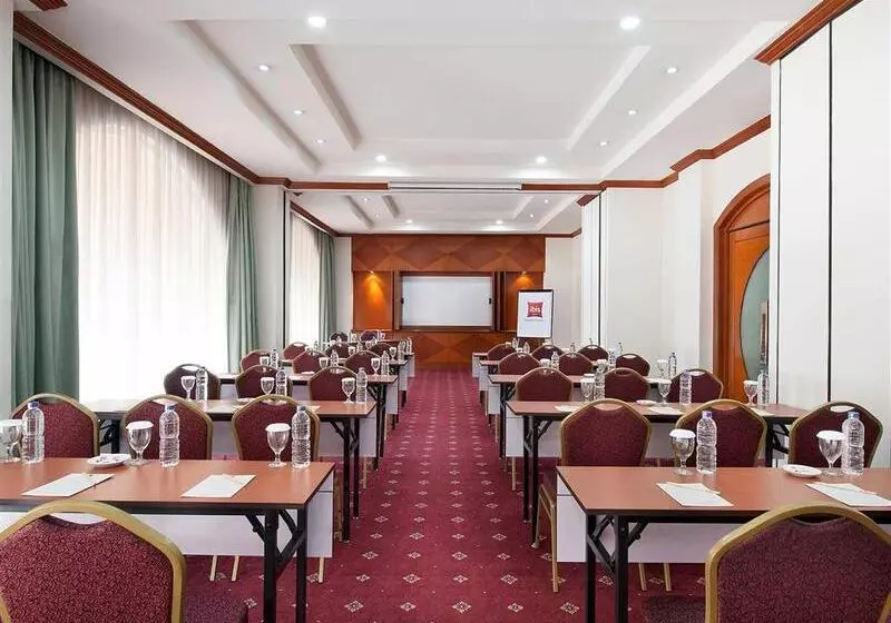 Fotos del hotel Arcadia Surabaya By Horison:  12