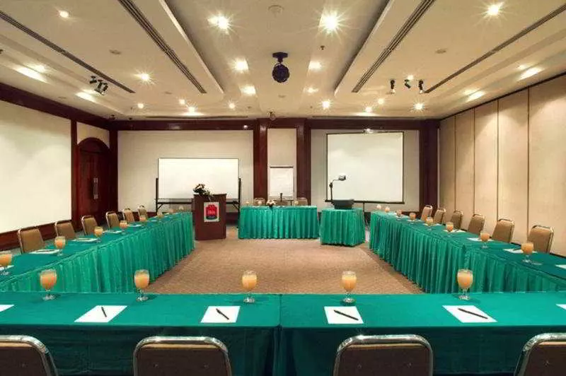 Fotos del hotel Arcadia Surabaya By Horison:  6