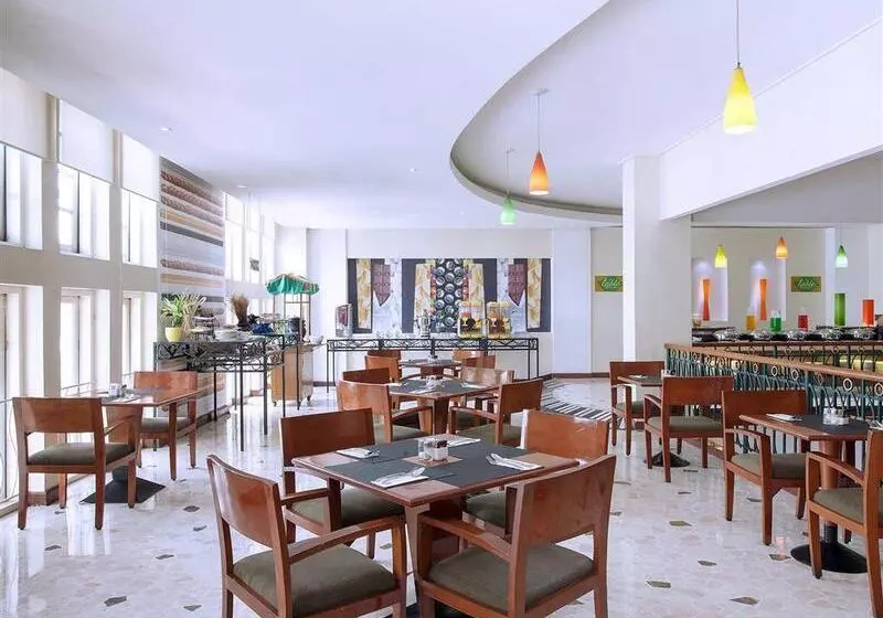 Fotos del hotel Arcadia Surabaya By Horison:  11