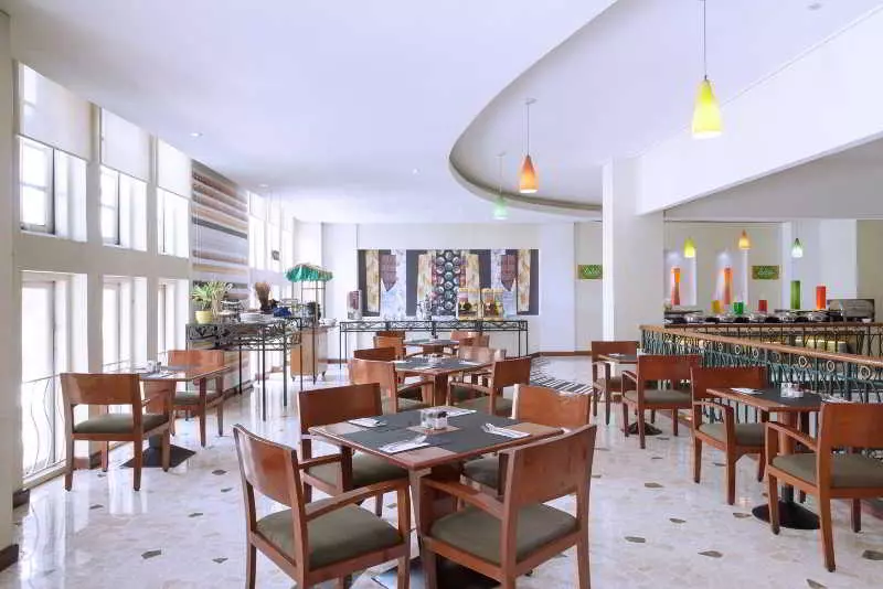 Fotos del hotel Arcadia Surabaya By Horison:  14