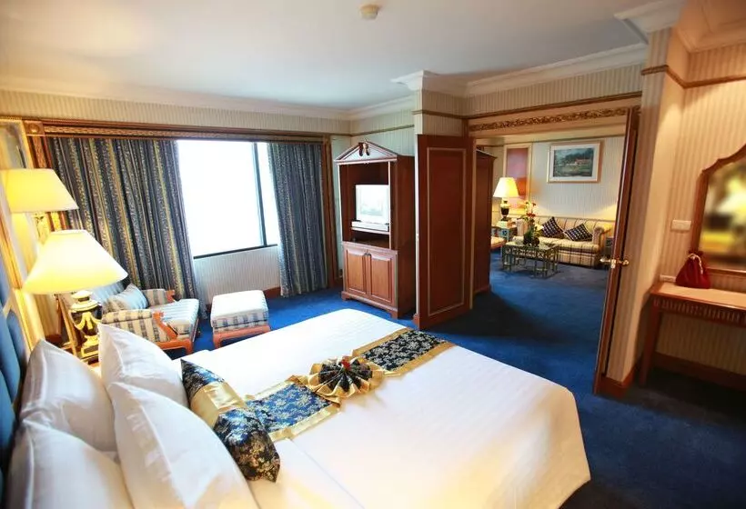 Fotos del hotel Golden Tulip Sovereign Hotel Bangkok:  2