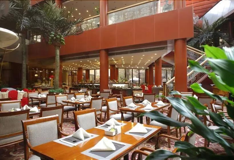 Fotos del hotel Capital:  6