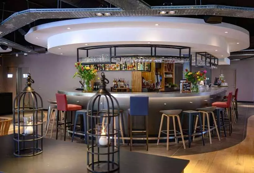 Fotos del hotel Campanile  & Restaurant Eindhoven:  3