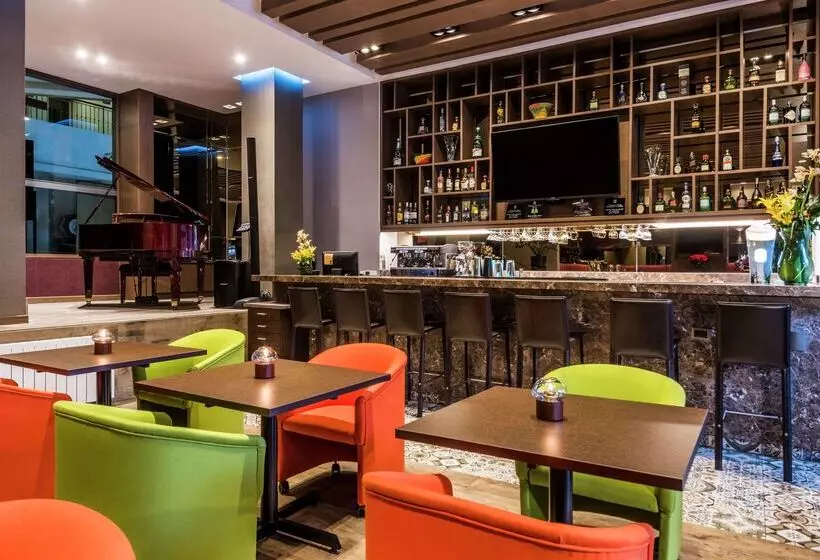 Fotos del hotel Embassy Suites By Hilton Bogotá  Rosales:  5