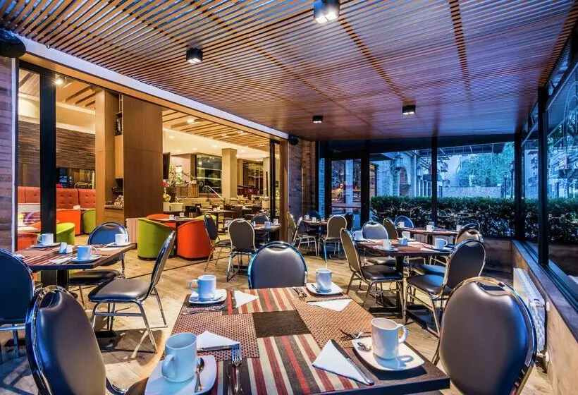 Fotos del hotel Embassy Suites By Hilton Bogotá  Rosales:  19