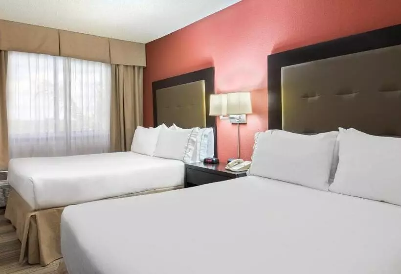 Holiday Inn Express Hotel & Suites Kendall East-miami, An Ihg