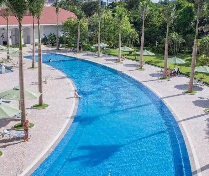 Fotos del hotel Hanoi Daewoo Hotel:  2