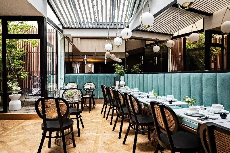 Fotos del hotel Holiday Inn Paris Elysées, An Ihg:  17