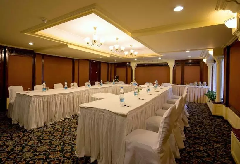 Fotos del hotel Sagar Plaza:  13