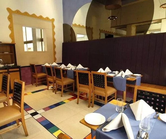 Fotos del hotel Sagar Plaza:  11