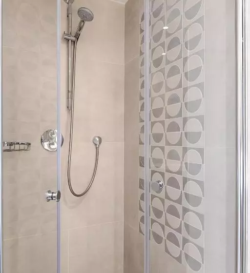 Fotos del hotel Hôtel A La Villa Des Artistes:  6