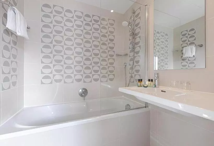 Fotos del hotel Hôtel A La Villa Des Artistes:  15