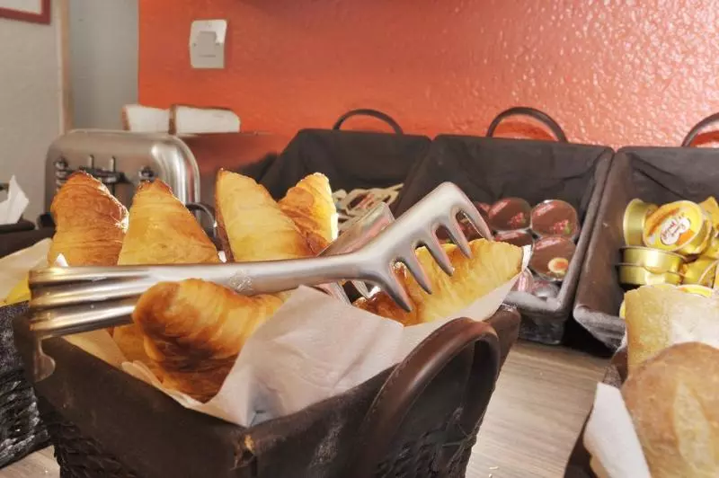 Fotos del hotel Carladez Cambronne:  7