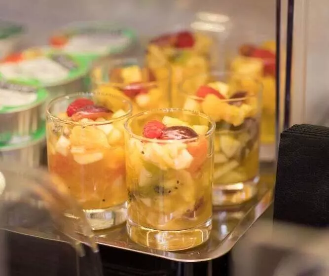 Fotos del hotel Prince Albert Lyon Bercy:  2