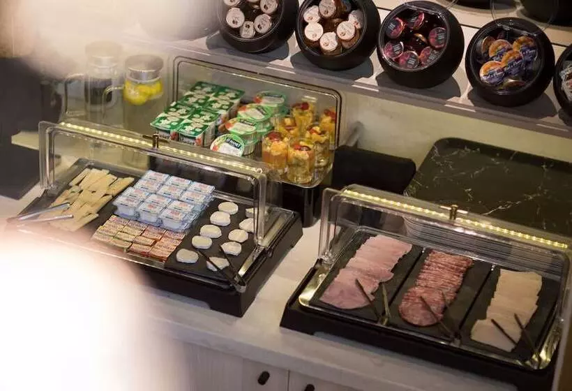 Fotos del hotel Prince Albert Lyon Bercy:  6