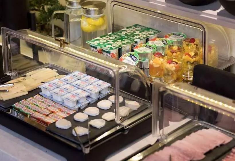 Fotos del hotel Prince Albert Lyon Bercy:  12