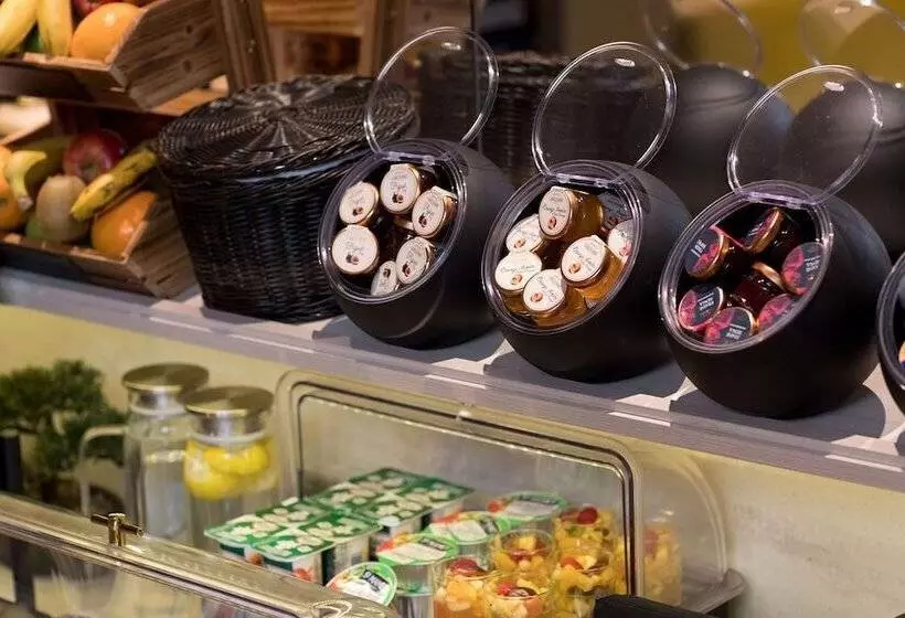 Fotos del hotel Prince Albert Lyon Bercy:  13