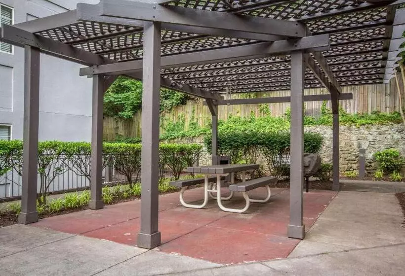 Fotos del hotel Quality Suites Atlanta Buckhead Village North:  5