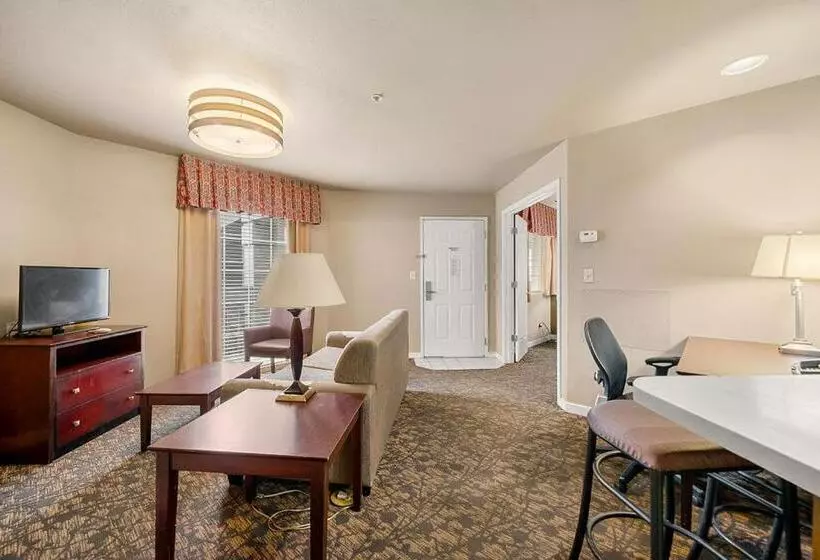 Fotos del hotel Quality Suites Atlanta Buckhead Village North:  25