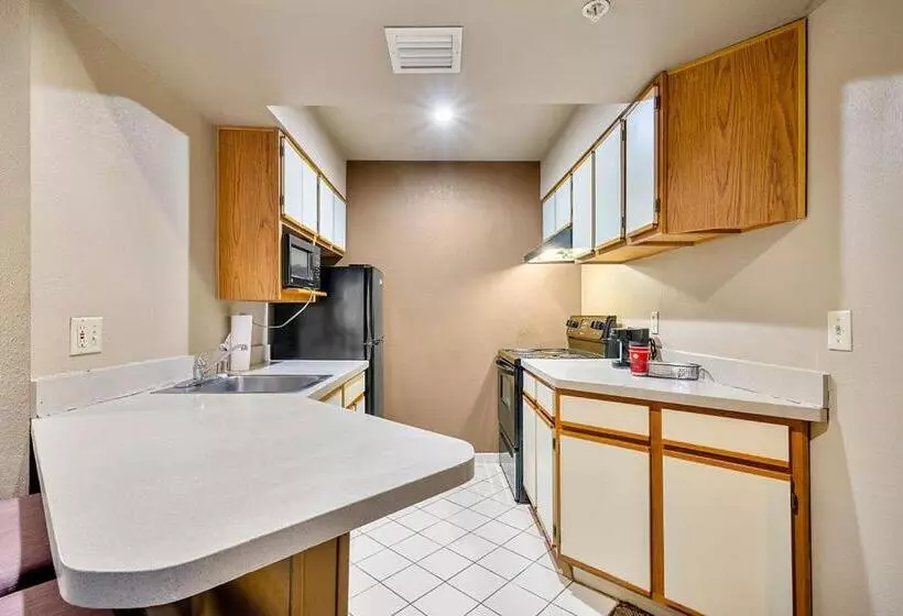 Fotos del hotel Quality Suites Atlanta Buckhead Village North:  10