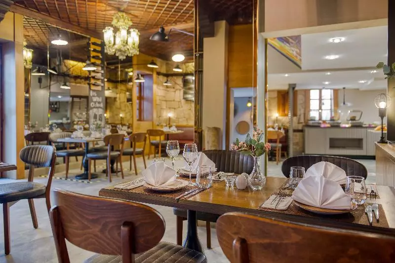 Fotos del hotel Dogan:  9