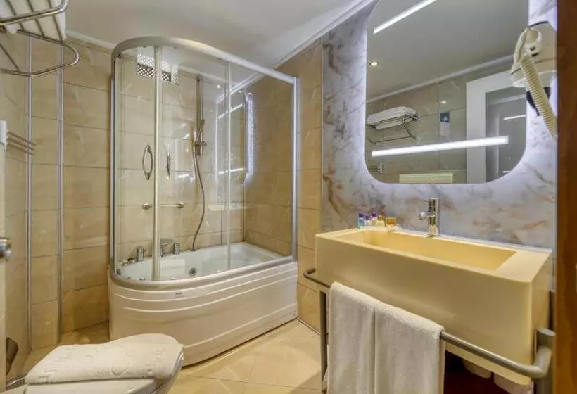 Fotos del hotel Dogan:  6