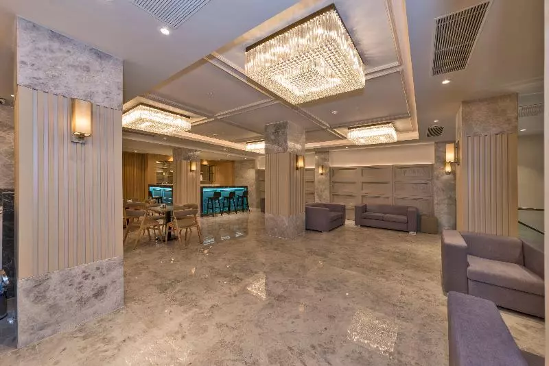 Fotos del hotel Golden Royal:  4