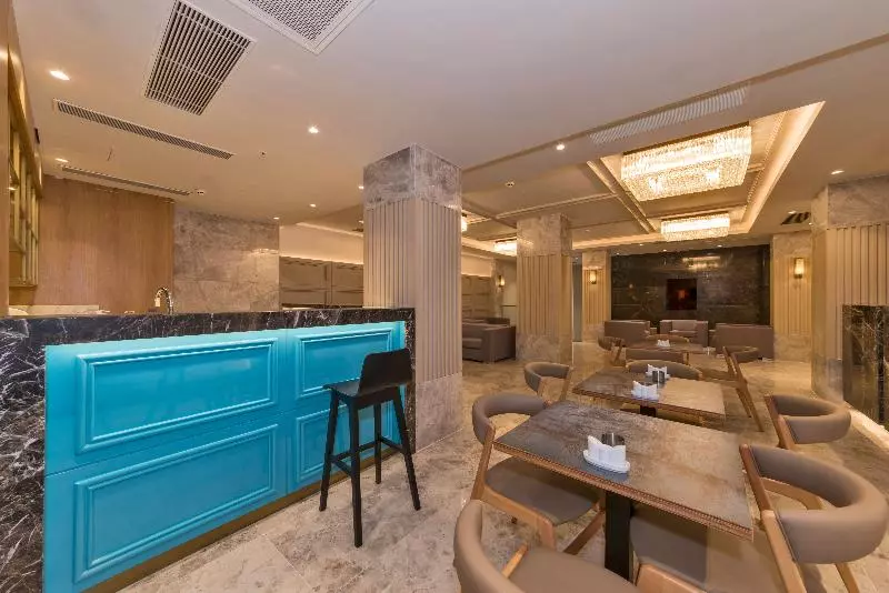 Fotos del hotel Golden Royal:  7