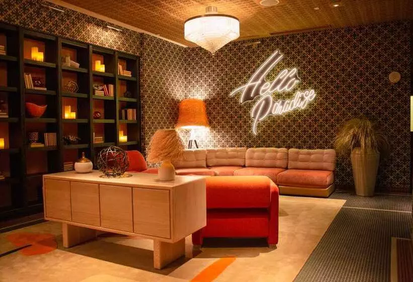 Fotos del hotel Virgin S Las Vegas, Curio Collection By Hilton:  9