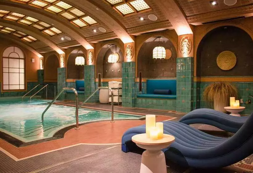 Fotos del hotel Virgin S Las Vegas, Curio Collection By Hilton:  12