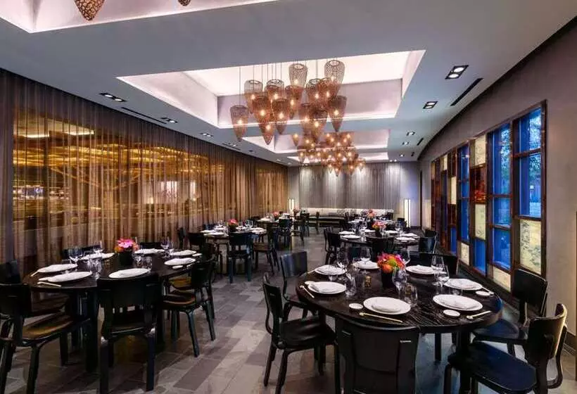 Fotos del hotel Virgin S Las Vegas, Curio Collection By Hilton:  17