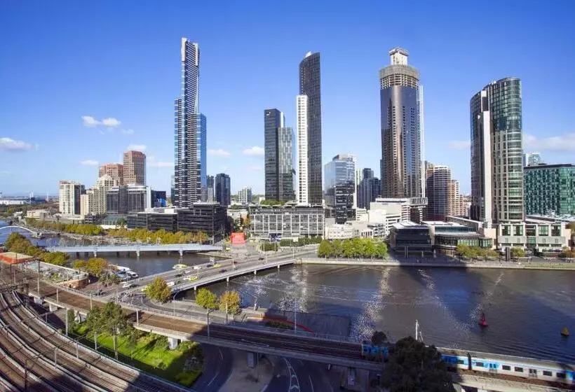 Fotos del hotel Clarion Suites Gateway:  25