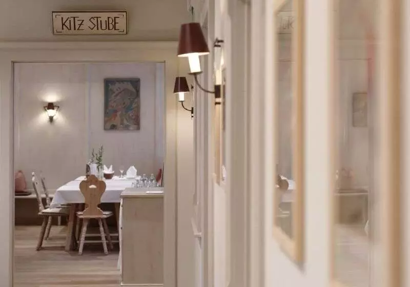 Fotos del hotel Schwarzer Adler Kitzbühel - Adults Only:  4