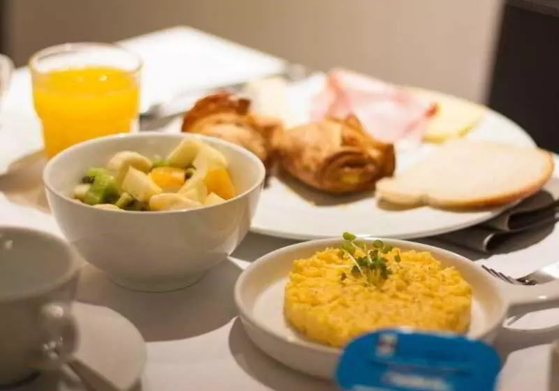 Fotos del hotel Carlton:  2