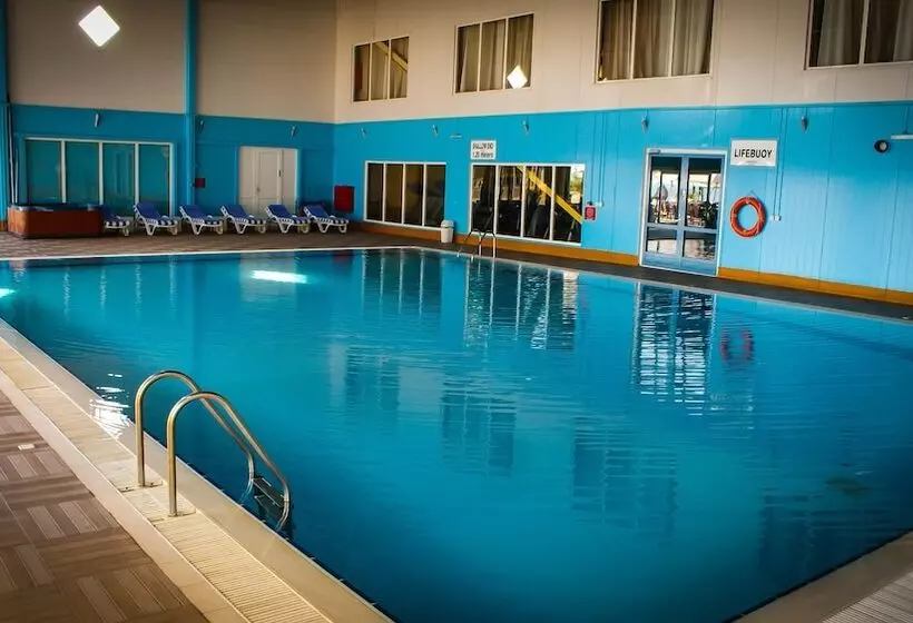 Fotos del hotel The Crescent Beach  & Leisure Resort:  8