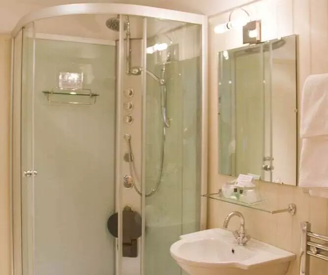 Fotos del hotel Duke Of Cornwall:  21