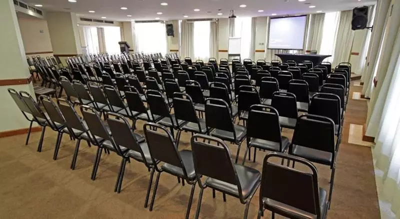 Fotos del hotel San Raphael:  14