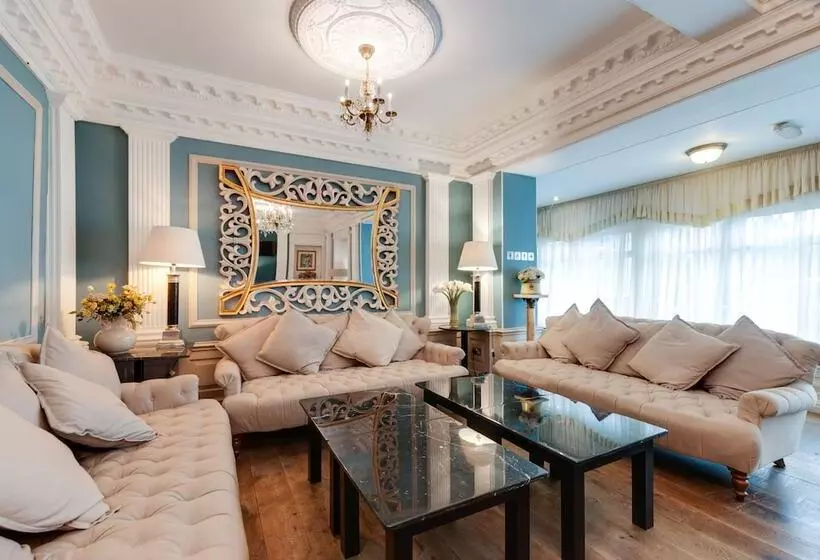 Fotos del hotel The Empire  & Spa:  12