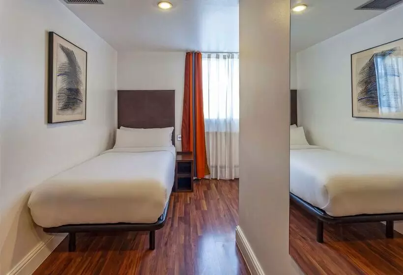 Fotos del hotel Caesar:  8