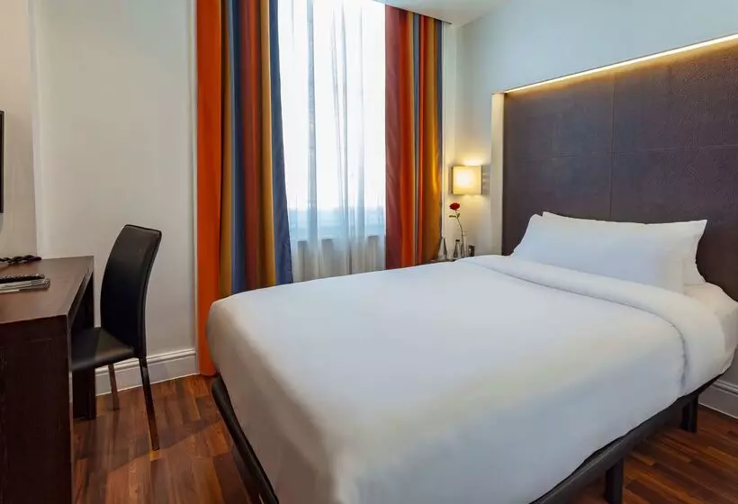 Fotos del hotel Caesar:  10