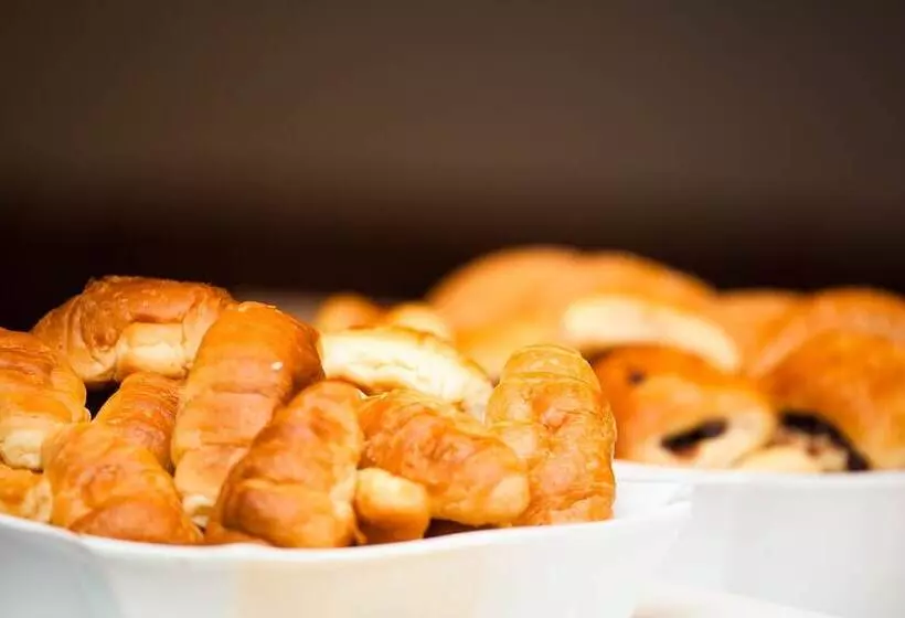 Fotos del hotel Hôtel & Suites Le Dauphin Québec:  21