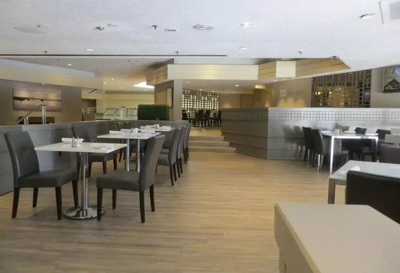 Fotos del hotel Toronto Don Valley Hotel And Suites:  5