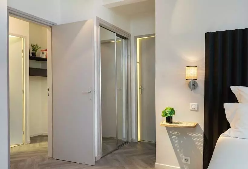 Fotos del hotel Hôtel Axotel Lyon:  25