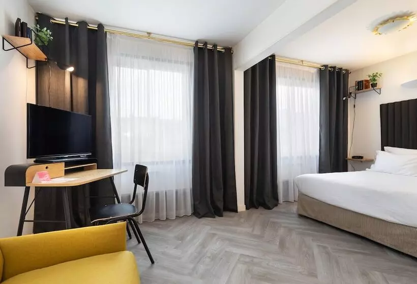 Fotos del hotel Hôtel Axotel Lyon:  21