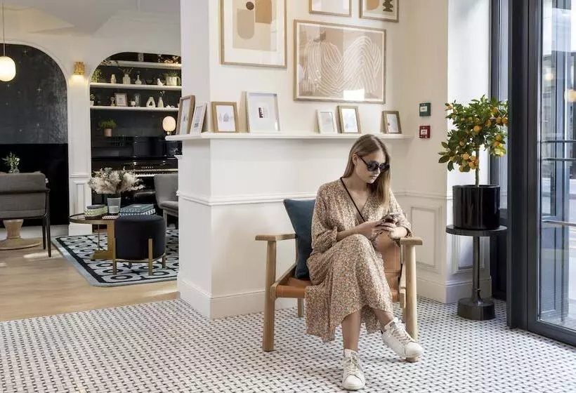 Fotos del hotel Louvre Montana:  13