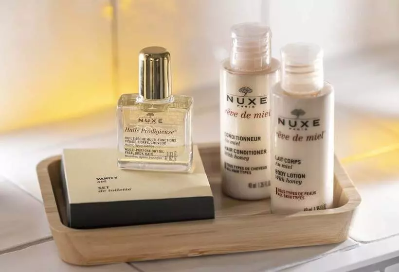 Fotos del hotel Louvre Montana:  21