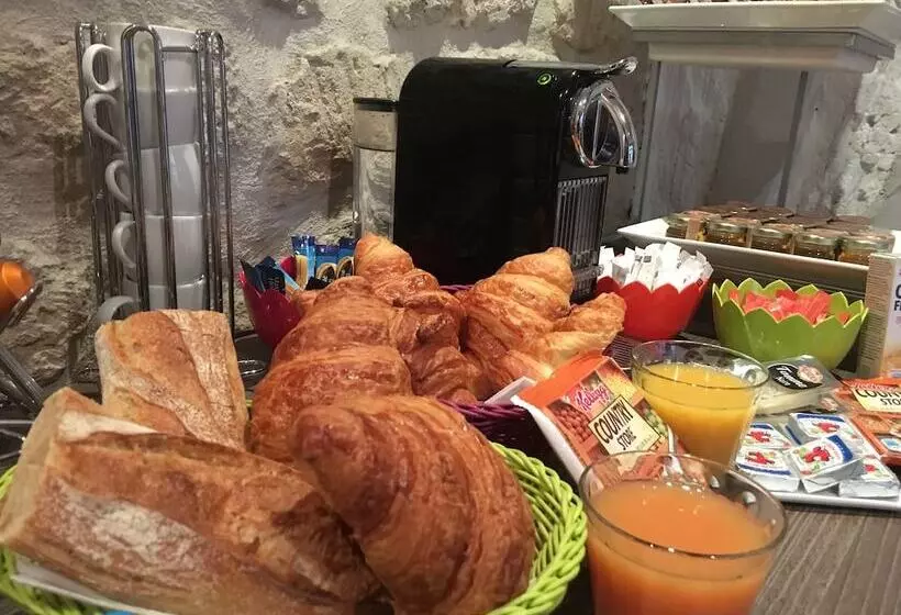 Fotos del hotel Hôtel De Notredame:  4